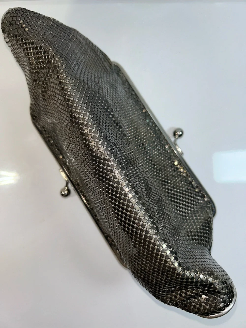 Vintage Whiting & Davis Metallic Silver Tone Mesh Evening Clutch W/ Chain Strap